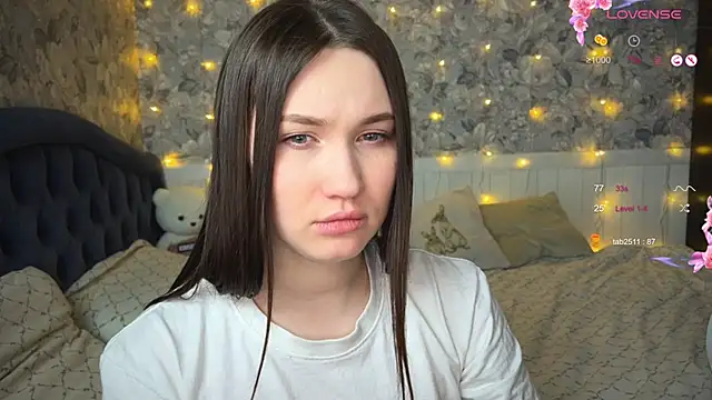 Snapshot of ChloeMillerMeow chatting on 02/28/25, 08:28 ChloeMillerMeow online show from 02/28/25, 08:28