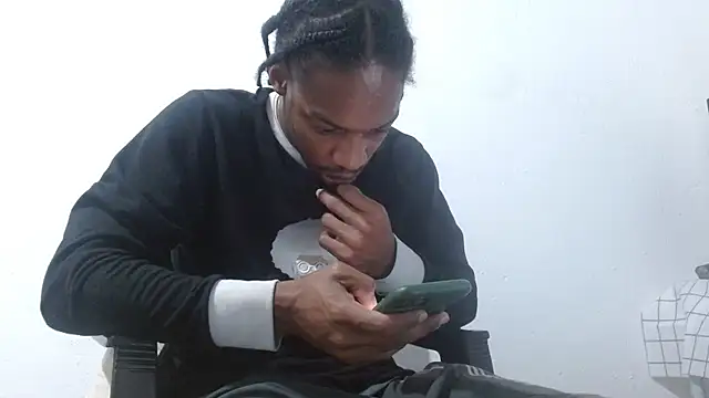 Larry-n-clouds online show from 02/25/26, 02:56