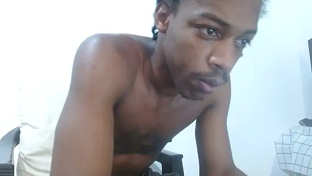 Larry-n-clouds online show from 02/25/26, 08:30