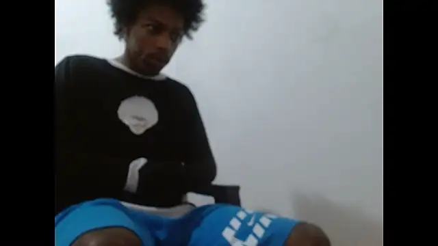 Larry-n-clouds online show from 02/06/26, 02:24