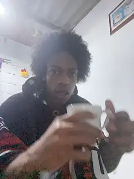 Larry-n-clouds online show from 03/31/26, 04:03