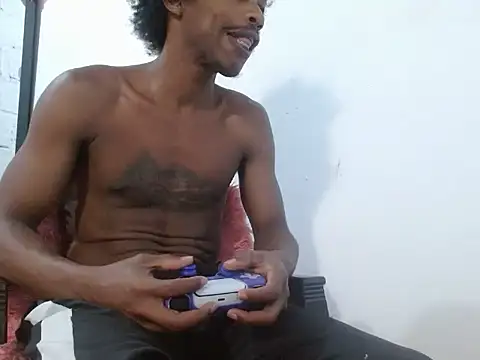 Larry-n-clouds online show from 03/12/26, 07:29