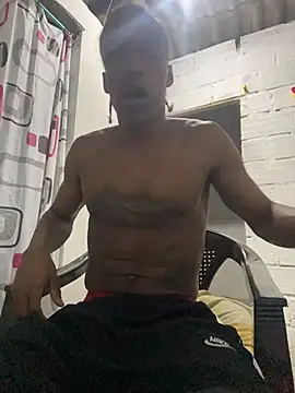 Larry-n-clouds online show from 01/08/26, 03:56