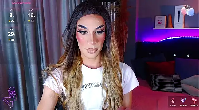 camila hootie online show from 03/17/25, 03:36