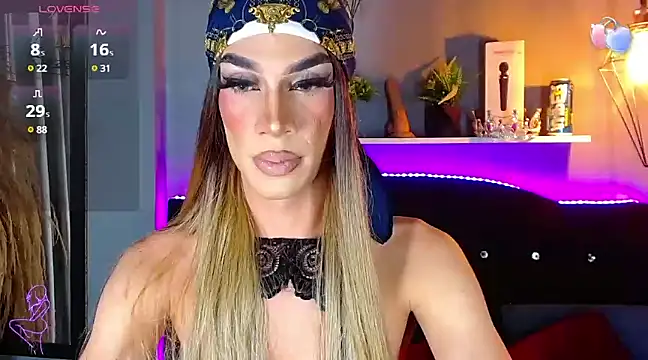 camila hootie online show from 02/20/25, 08:50