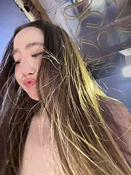 Snapshot of Asianpie_ chatting on 02/10/26, 01:04 Asianpie online show from 02/10/26, 01:04