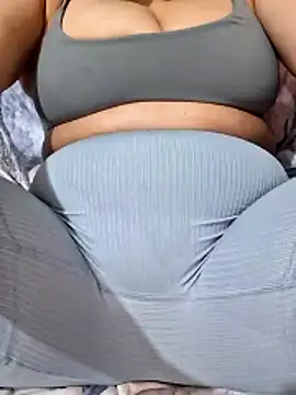 Rozittaa online show from 10/13/25, 06:09