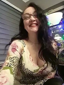 Snapshot of CamilleDesire chatting on 01/27/25, 05:26 CamilleDesire online show from 01/27/25, 05:26
