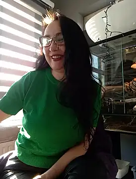 Snapshot of CamilleDesire chatting on 03/19/25, 04:45 CamilleDesire online show from 03/19/25, 04:45