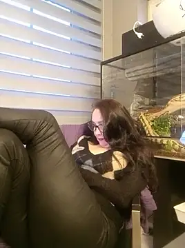 Snapshot of CamilleDesire chatting on 09/25/25, 05:08 CamilleDesire online show from 09/25/25, 05:08