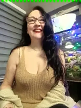 Snapshot of CamilleDesire chatting on 01/16/25, 05:01 CamilleDesire online show from 01/16/25, 05:01