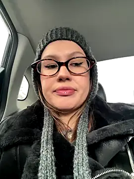 RinaCat online show from 11/15/25, 05:33