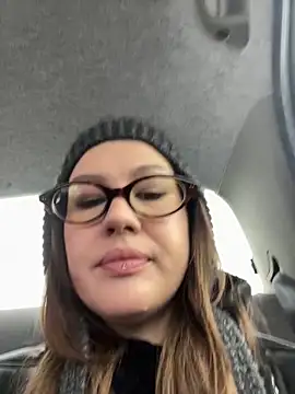 RinaCat online show from 11/21/25, 05:28