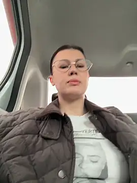 RinaCat online show from 04/07/26, 05:53