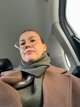 RinaCat online show from 04/18/26, 05:54