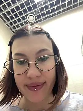 RinaCat online show from 02/04/26, 03:23