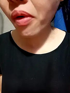 Hana love20 online show from 10/28/25, 05:08