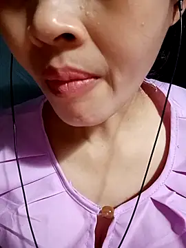 Hana love20 online show from 10/31/25, 04:42