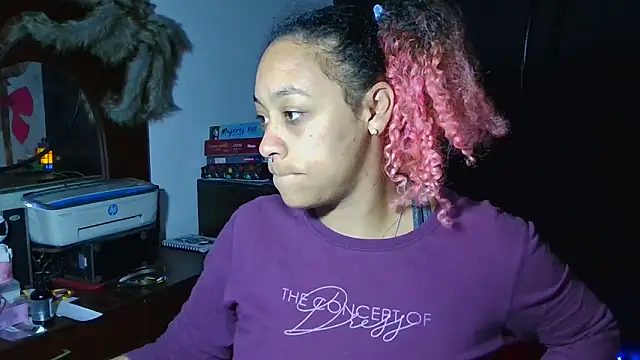 Cata Blue   online show from 11/17/25, 03:38