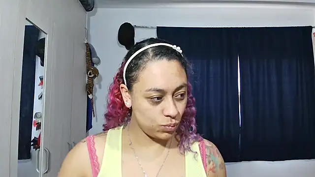 Cata Blue   online show from 02/10/25, 02:16