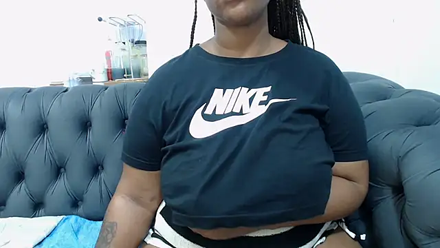 IceBellaCane313 online show from 03/28/26, 04:46