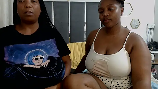 IceBellaCane313 online show from 03/28/26, 10:55