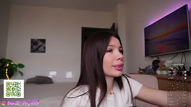 Sola LI online show from 03/24/26, 05:07