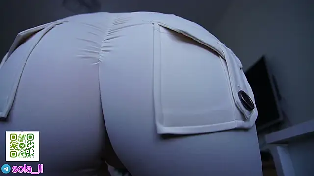 Sola LI online show from 01/15/26, 03:32