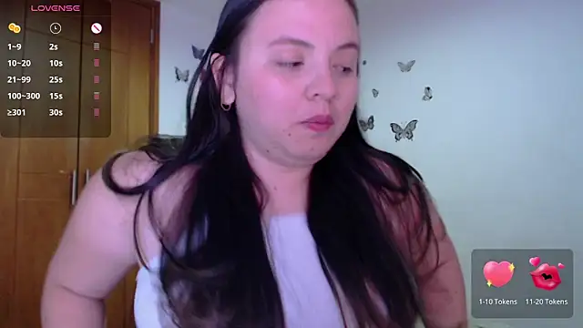 Snapshot of Sarahros1 chatting on 01/10/25, 02:57 Sarahros1 online show from 01/10/25, 02:57