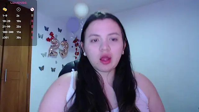 Snapshot of Sarahros1 chatting on 12/09/24, 11:56 Sarahros1 online show from 12/09/24, 11:56