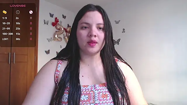 Snapshot of Sarahros1 chatting on 03/10/25, 10:55 Sarahros1 online show from 03/10/25, 10:55