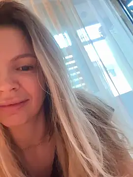 EvaDiamondXX online show from 02/15/26, 11:31