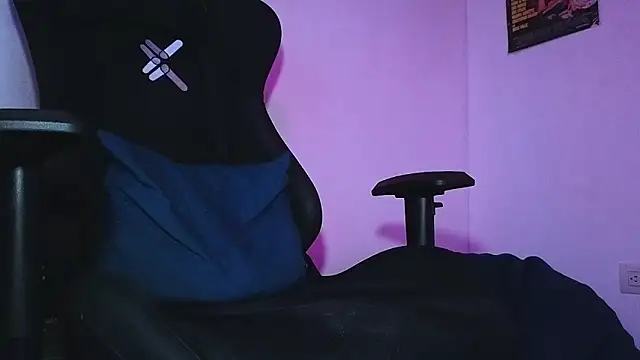 Luan-wood online show from 11/27/25, 02:28