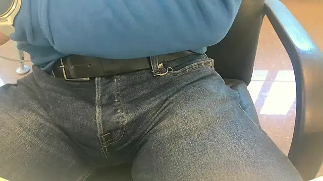 alessandroman2114 online show from 02/05/26, 11:17