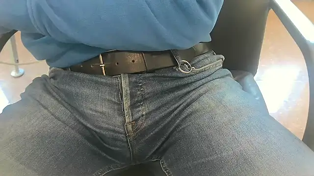 alessandroman2114 online show from 03/25/26, 11:20