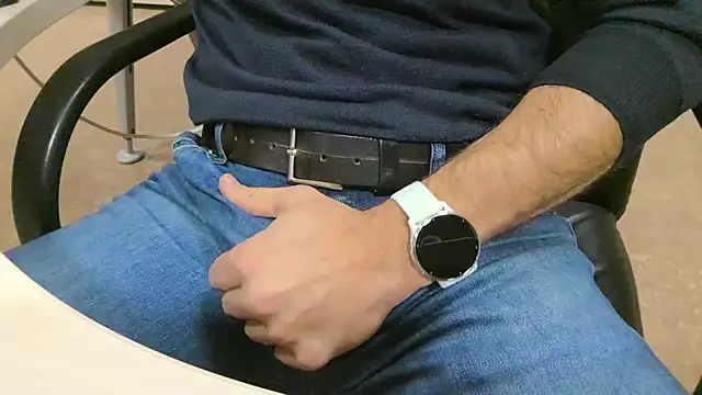 alessandroman2114 online show from 11/27/25, 05:02