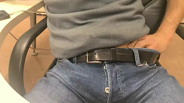 alessandroman2114 online show from 02/06/26, 06:04