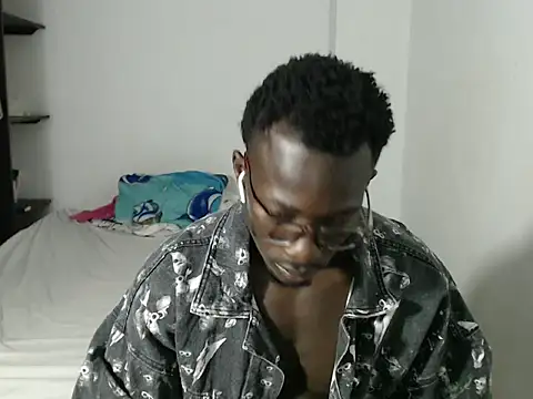  Lowmaypalacios online show from 03/20/26, 01:12