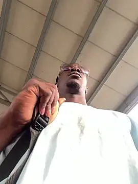  Lowmaypalacios online show from 03/31/26, 12:51