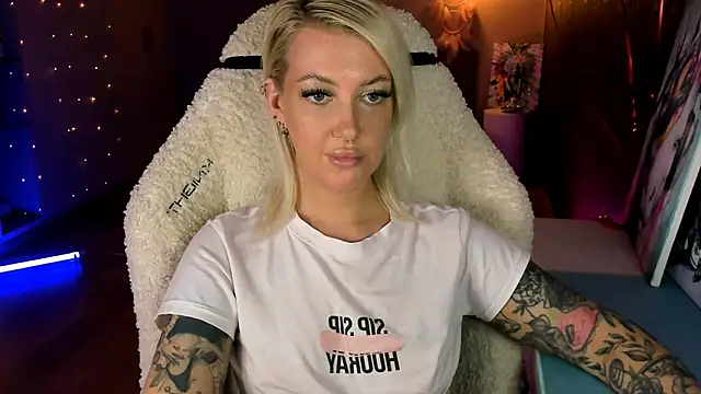 tykioty Miley online show from 04/11/26, 12:09