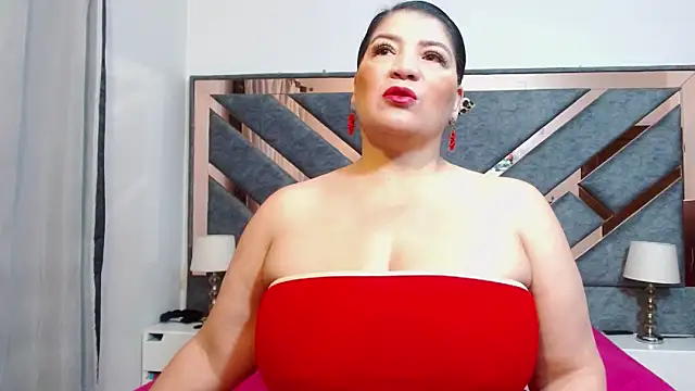 KarlaTesg online show from 11/11/25, 09:04