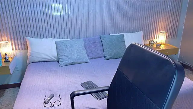 Eli666uwu online show from 03/24/26, 10:59