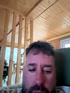 AreiasTuga online show from 11/23/25, 05:01