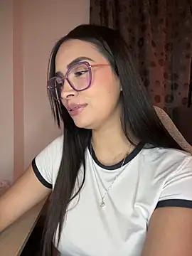 Snapshot of soy_paulina chatting on 03/31/26, 05:31 soy paulina online show from 03/31/26, 05:31
