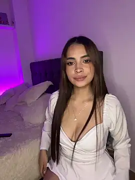 Snapshot of soy_paulina chatting on 12/15/24, 03:56 soy paulina online show from 12/15/24, 03:56
