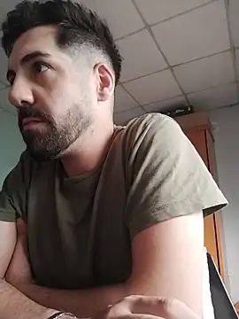 Snapshot of nicedick_bro chatting on 03/05/26, 09:11 nicedick bro online show from 03/05/26, 09:11