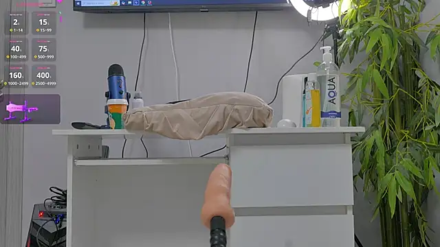 luckyalice  online show from 10/16/25, 07:33