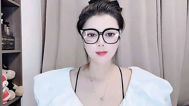 Snapshot of VIWVI chatting on 09/11/25, 04:34 VIWVI online show from 09/11/25, 04:34