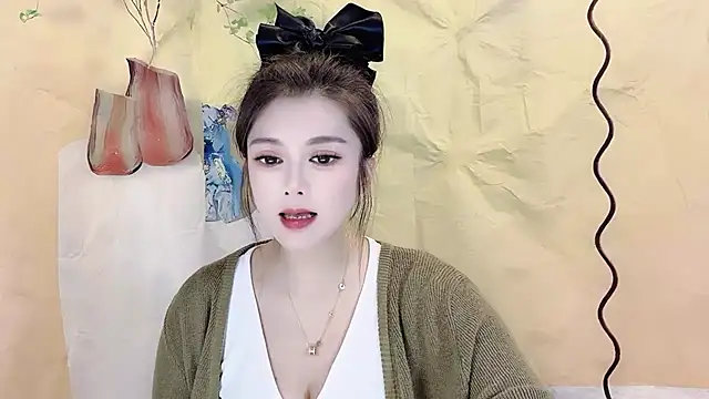 Snapshot of VIWVI chatting on 10/20/25, 05:09 VIWVI online show from 10/20/25, 05:09