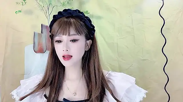 Snapshot of VIWVI chatting on 09/27/25, 04:29 VIWVI online show from 09/27/25, 04:29